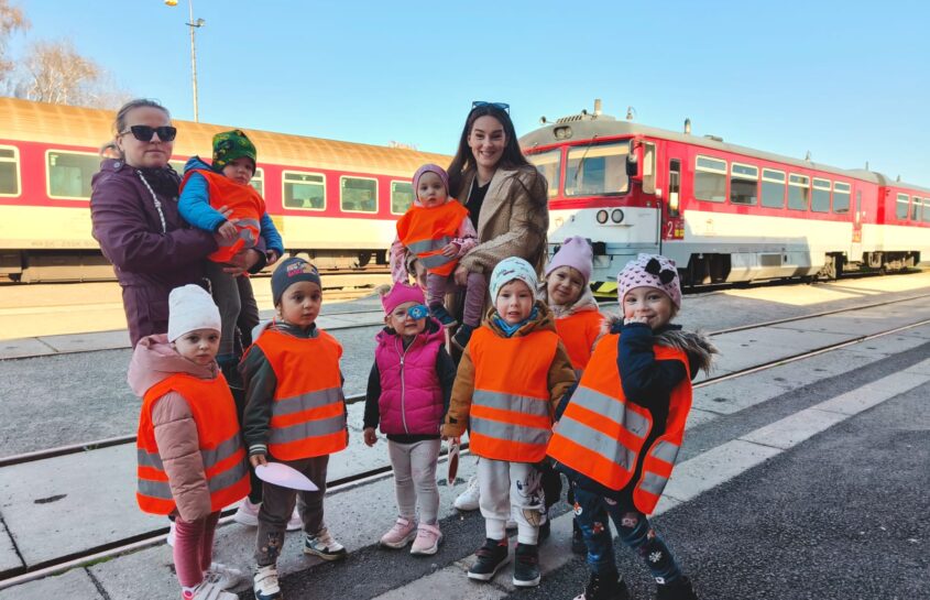 Dopravná výchova v MŠ aj vonku :)